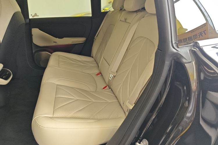 Used Nio ET5T 2023 75 kWh Touring Left Rear Seat