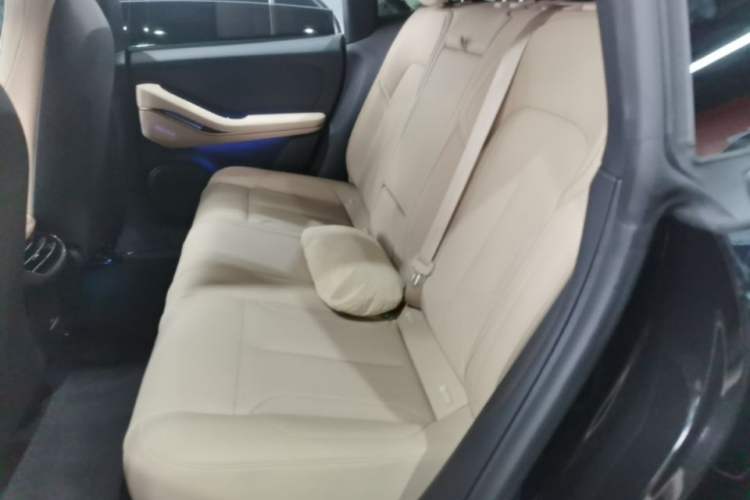 Used Nio ET5T 2023 75 kWh Touring Left Rear Seat
