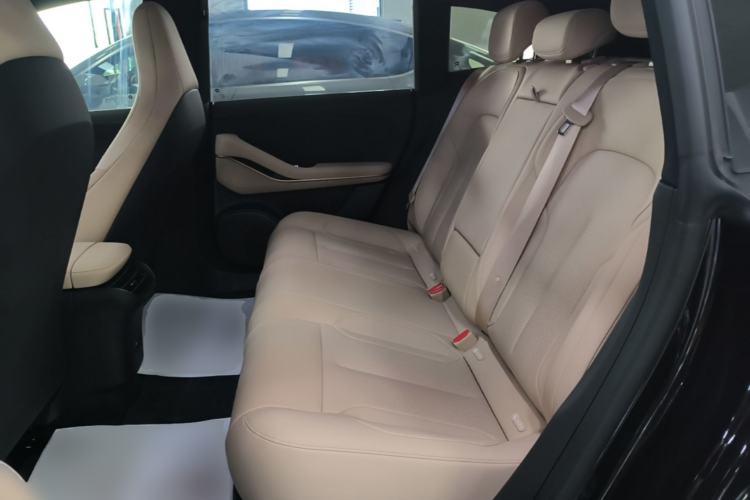 Used Nio ET5T 2023 75 kWh Touring Left Rear Seat