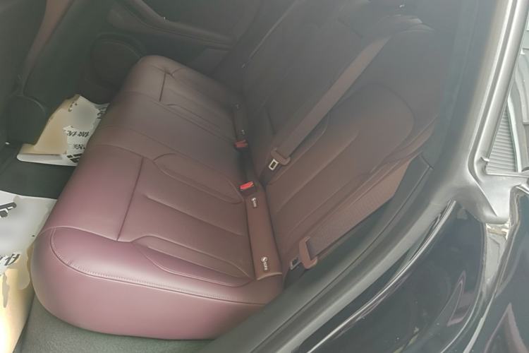 Used Nio ET5T 2023 75 kWh Touring Left Rear Seat