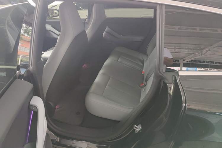 Used Nio ET5T 2023 100kWh Touring Left Rear Seat
