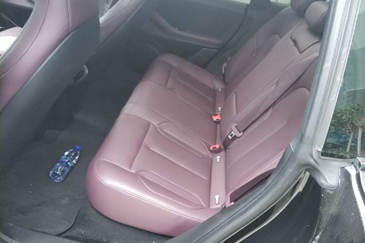 Used Nio ET5T 2023 75 kWh Touring Left Rear Seat