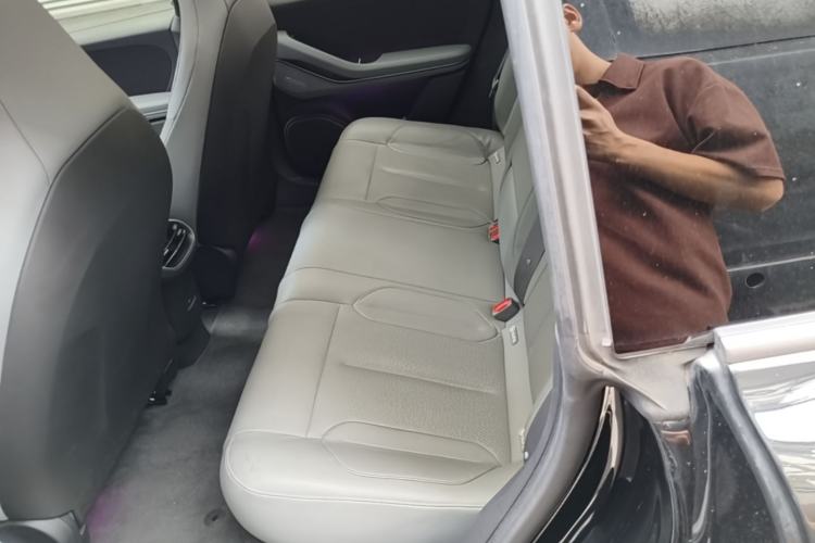 Used Nio ET5T 2023 75 kWh Touring Left Rear Seat
