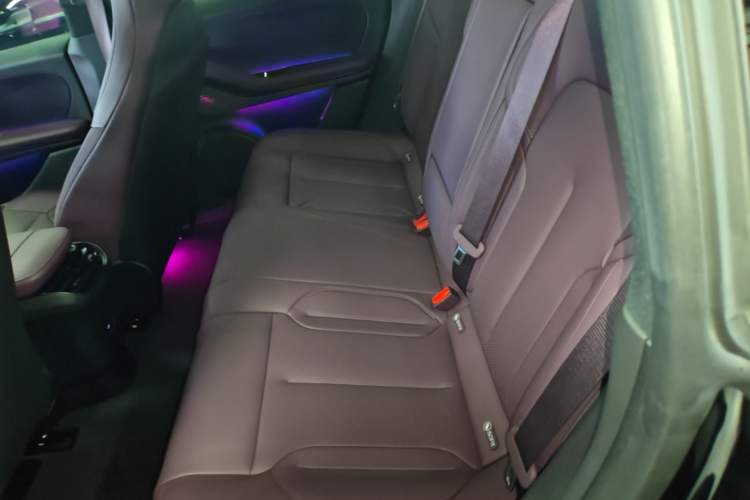 Used Nio ET5T 2023 75 kWh Touring Left Rear Seat