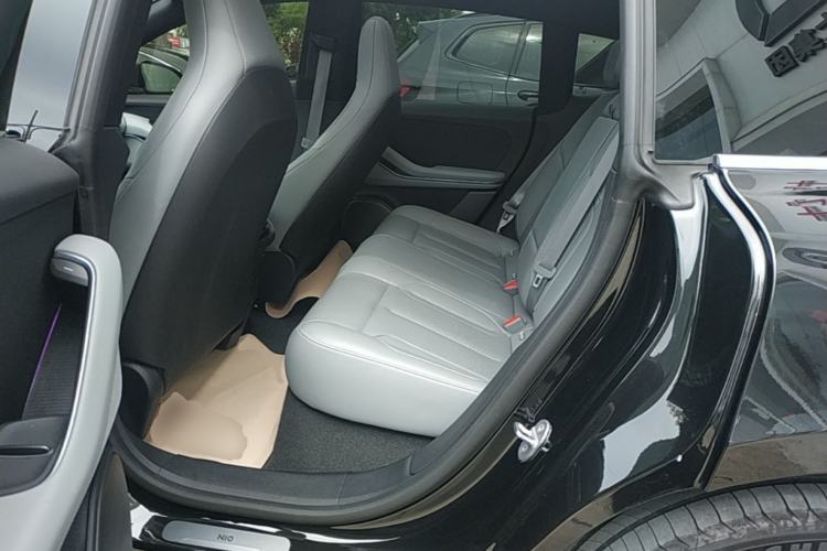 Used Nio ET5T 2023 75 kWh Touring Left Rear Seat