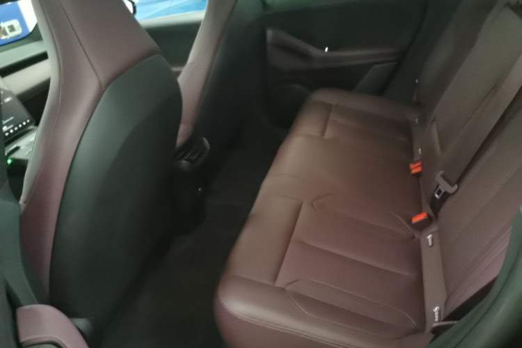 Used Nio ET5T 2023 75 kWh Touring Left Rear Seat