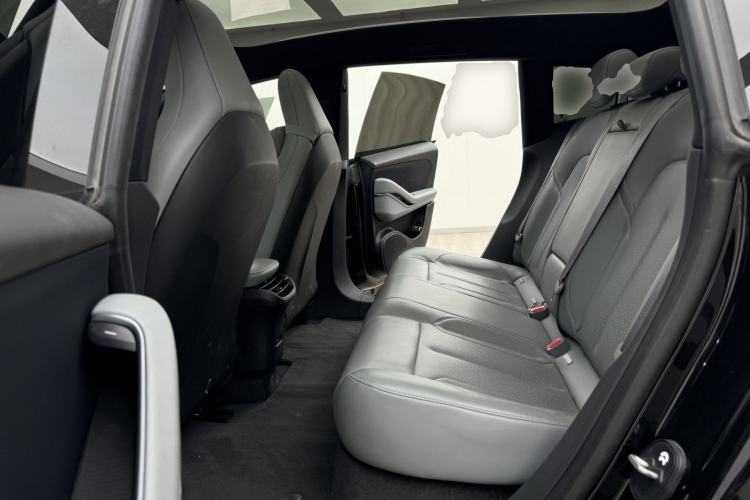 Used Nio ET5T 2023 75 kWh Touring Left Rear Seat