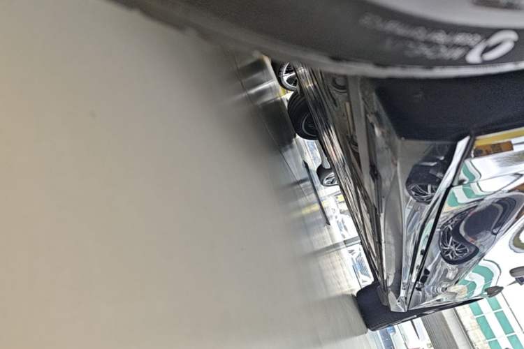 Used Nio ET5T 2023 75 kWh Touring Left Side Sill