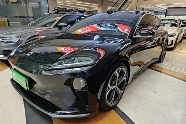 Ojetý Nio ET5T 2023 75 kWh Touring