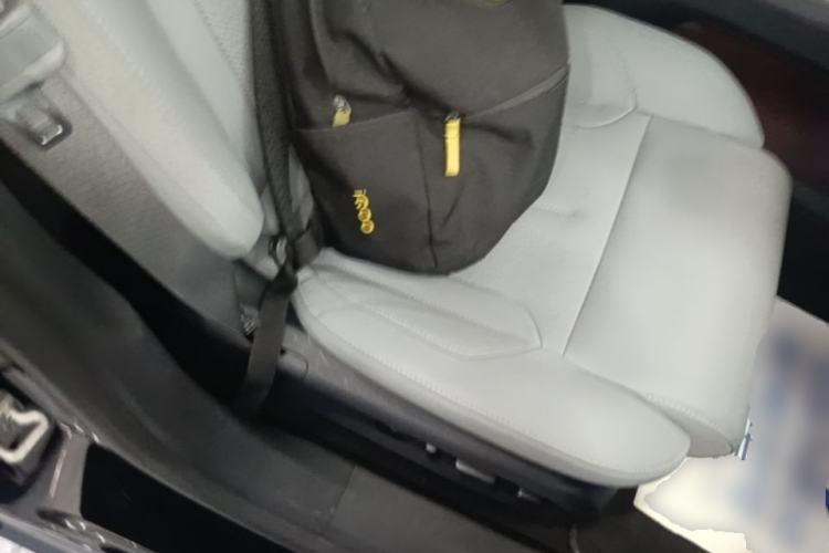 Used Nio ET5T 2023 75 kWh Touring Right Front Seat