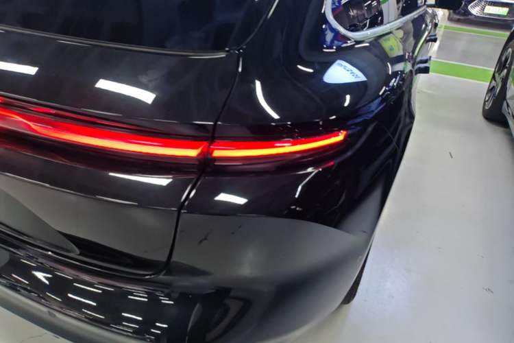 Used Nio ET5T 2023 75 kWh Touring Right Rear Taillight