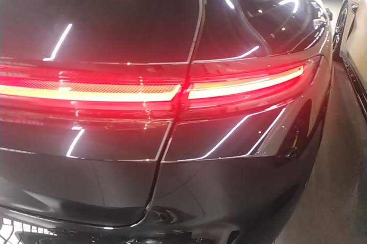 Used Nio ET5T 2023 75 kWh Touring Right Rear Taillight