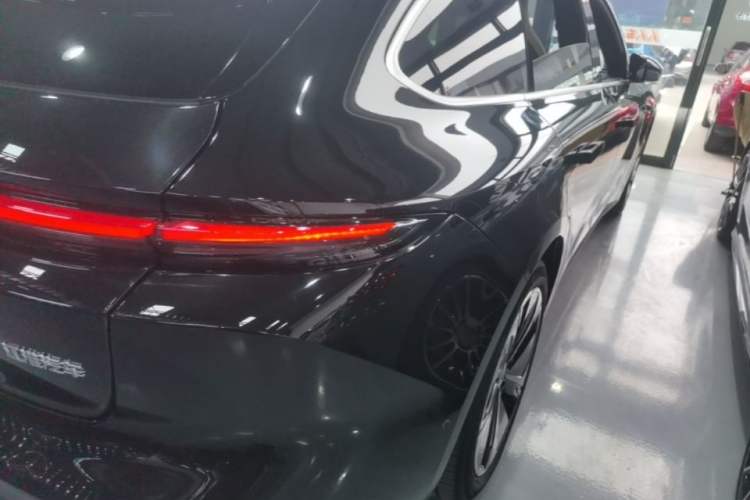 Used Nio ET5T 2023 75 kWh Touring Right Rear Taillight