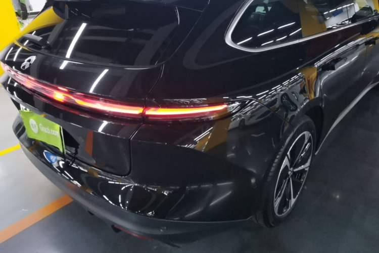 Used Nio ET5T 2023 75 kWh Touring Right Rear Taillight