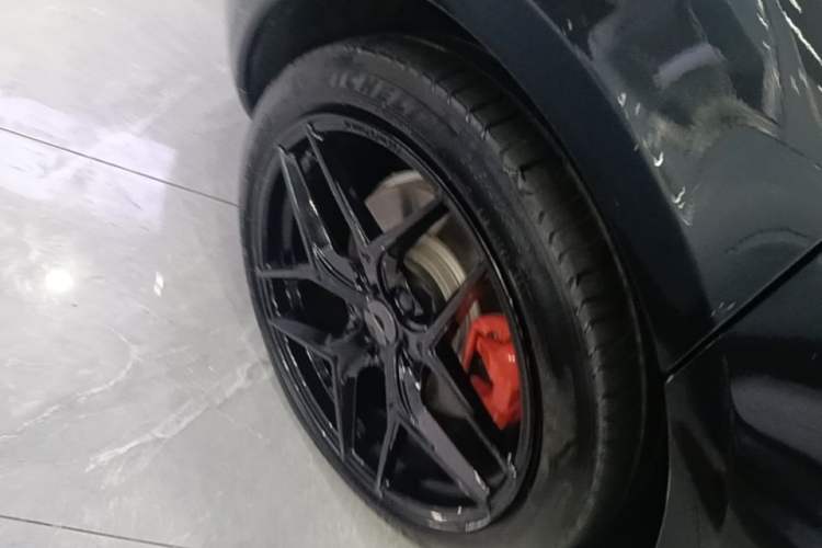 Used Nio ET5T 2023 75 kWh Touring Right Rear Wheel Hub