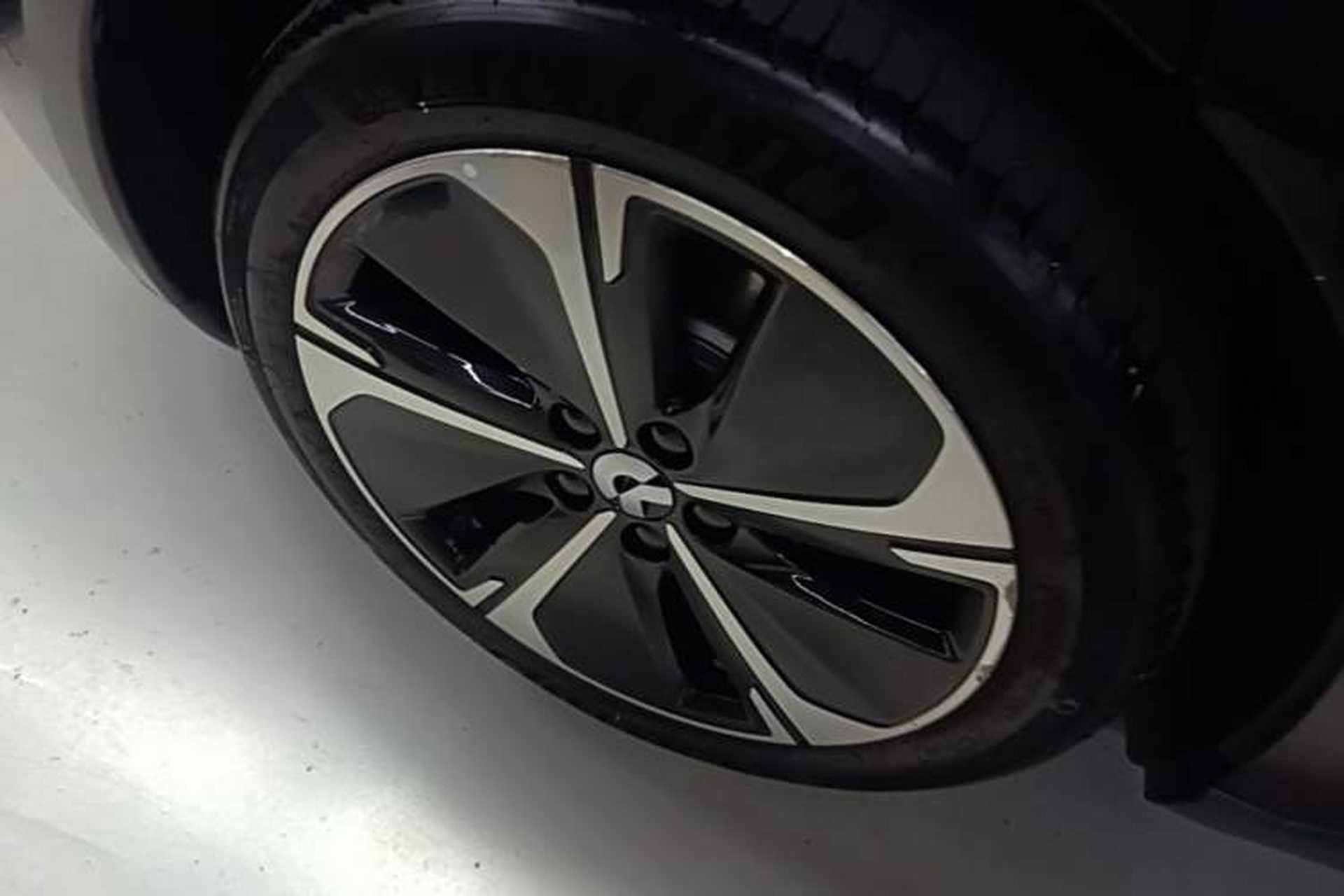 Used Nio ET5T 2023 75 kWh Touring Right Rear Wheel Hub