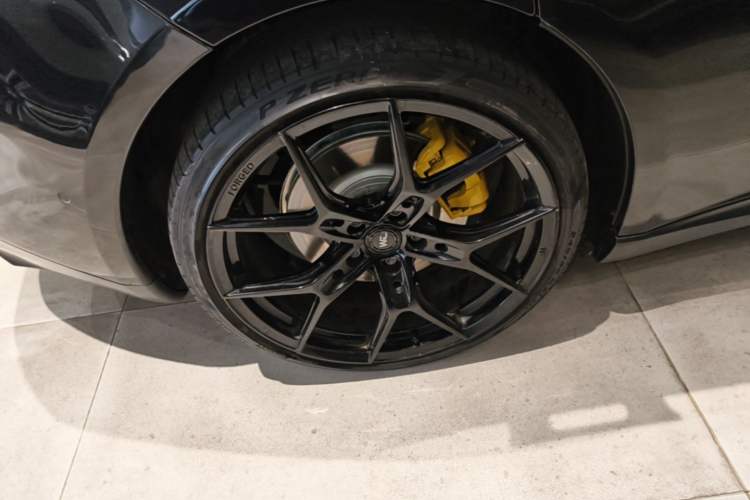 Used Nio ET5T 2023 75 kWh Touring Right Rear Wheel Hub