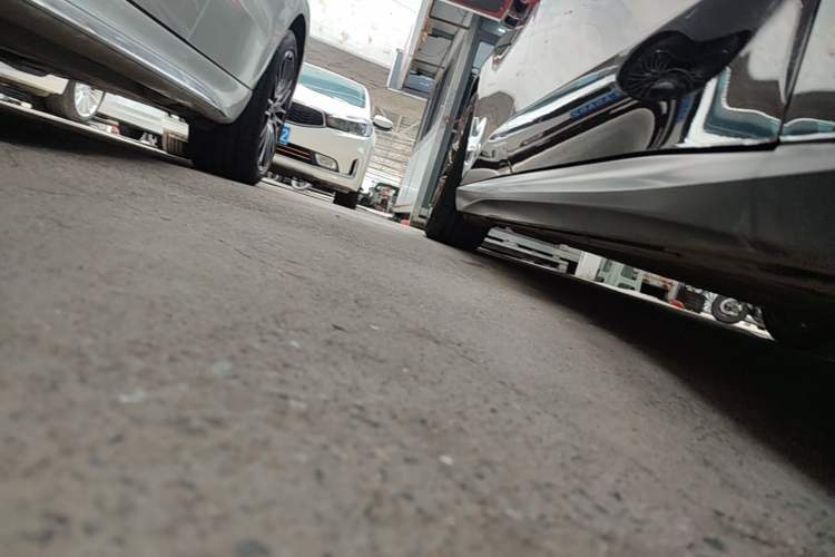 Used Nio ET5T 2023 100kWh Touring Right Side Sill
