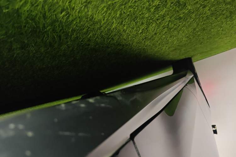 Used Nio ET5T 2023 75 kWh Touring Right Side Sill