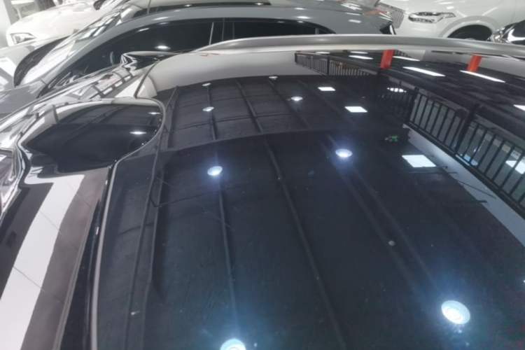 Used Nio ET5T 2023 75 kWh Touring Roof