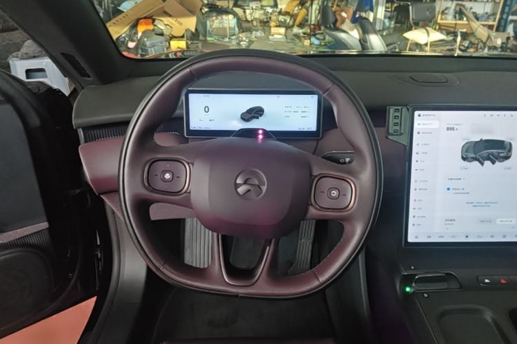 Used Nio ET5T 2023 75 kWh Touring Steering Wheel