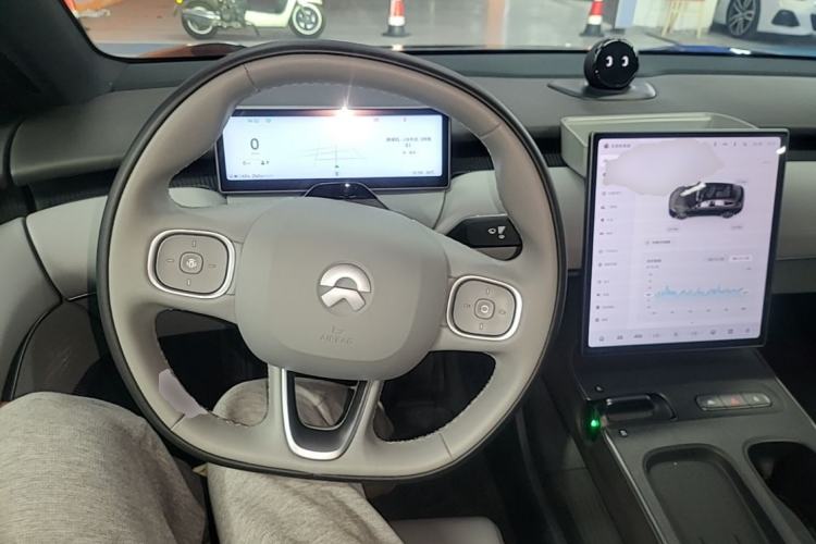 Used Nio ET5T 2023 75 kWh Touring Steering Wheel