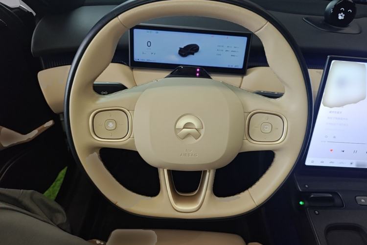 Used Nio ET5T 2023 75 kWh Touring Steering Wheel