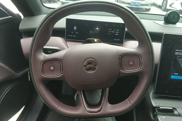 Used Nio ET5T 2023 75 kWh Touring Steering Wheel