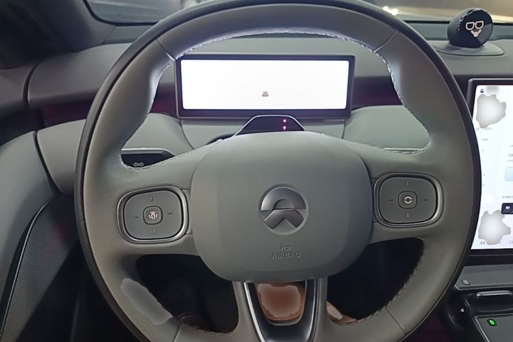 Used Nio ET5T 2023 75 kWh Touring Steering Wheel