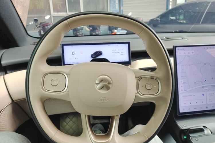 Used Nio ET5T 2023 75 kWh Touring Steering Wheel