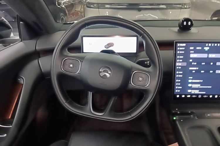 Used Nio ET5T 2023 75 kWh Touring Steering Wheel
