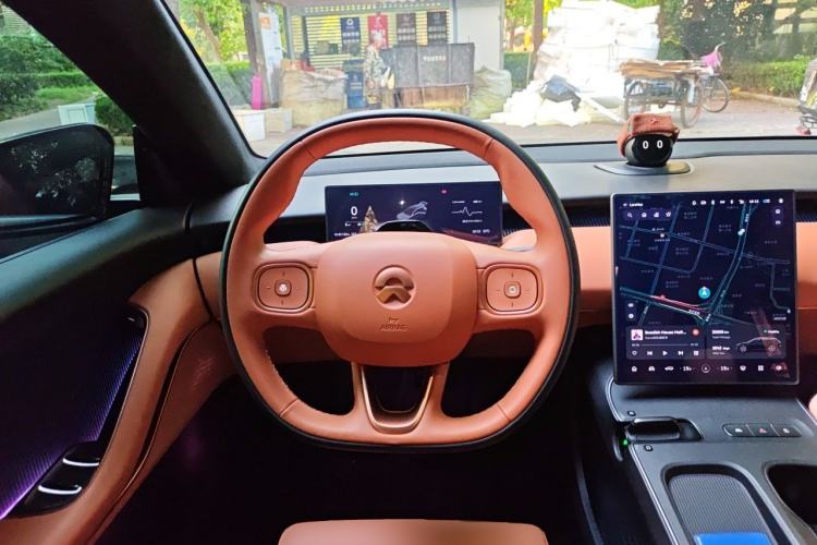 Used Nio ET5T 2023 75 kWh Touring Steering Wheel