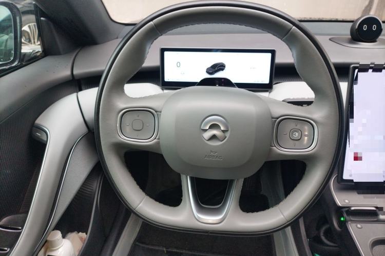 Used Nio ET5T 2023 75 kWh Touring Steering Wheel