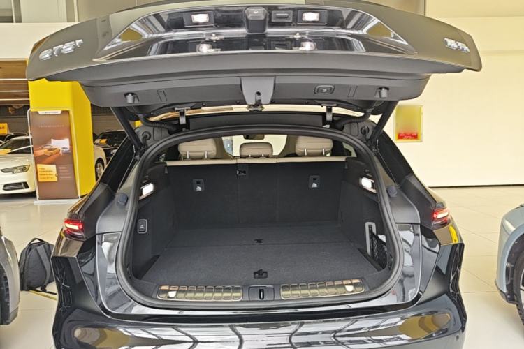 Used Nio ET5T 2023 75 kWh Touring Trunk