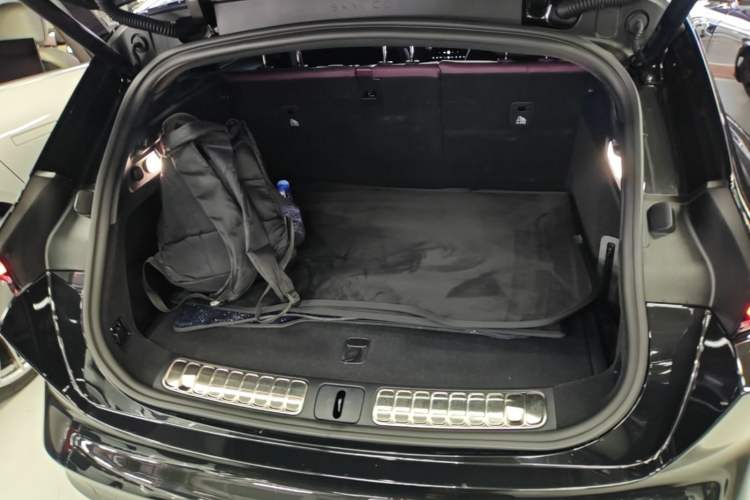Used Nio ET5T 2023 75 kWh Touring Trunk