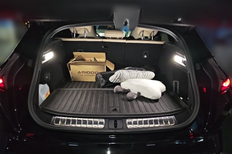 Used Nio ET5T 2023 75 kWh Touring Trunk