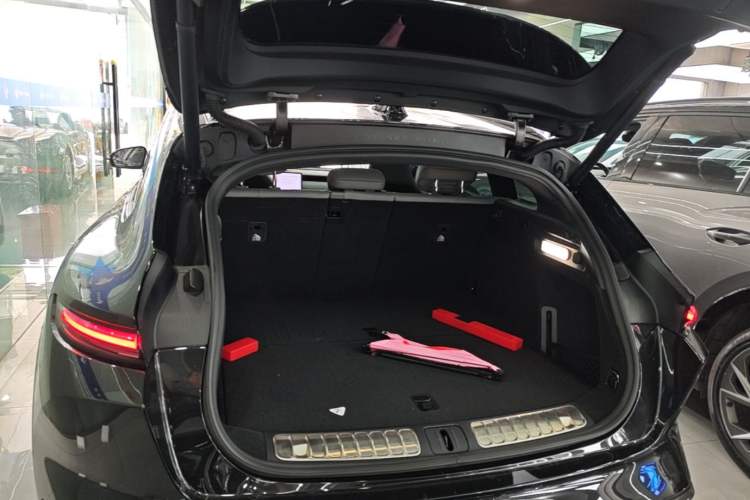Used Nio ET5T 2023 75 kWh Touring Trunk