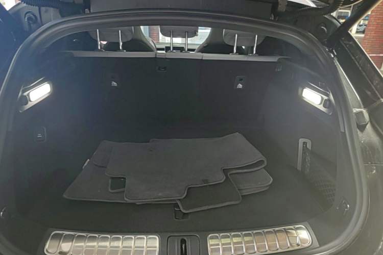 Used Nio ET5T 2023 75 kWh Touring Trunk