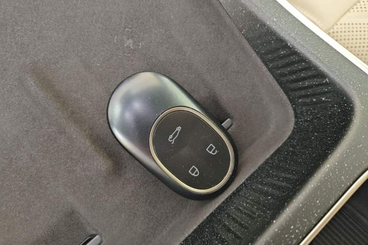 Used Nio ET5T 2023 75 kWh Touring Vehicle Key