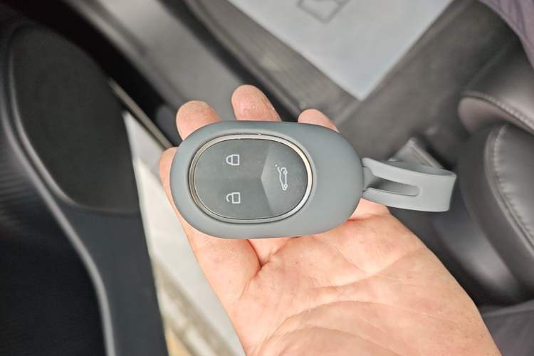 Used Nio ET5T 2023 75 kWh Touring Vehicle Key