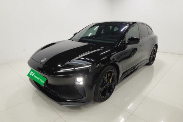 Nio ET5T 2023 75 kWh Touring usata