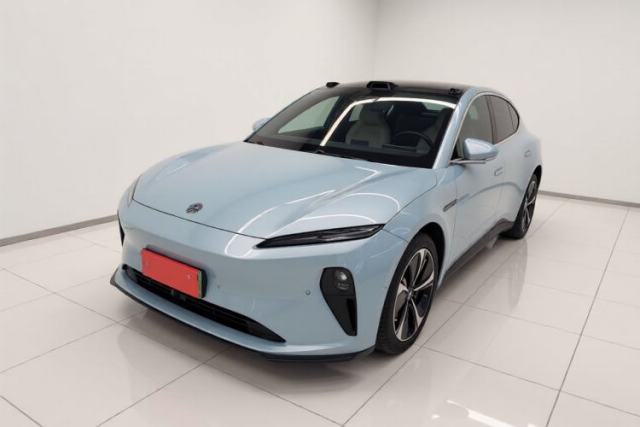 Nio ET5T 2023 75 kWh Touring usata