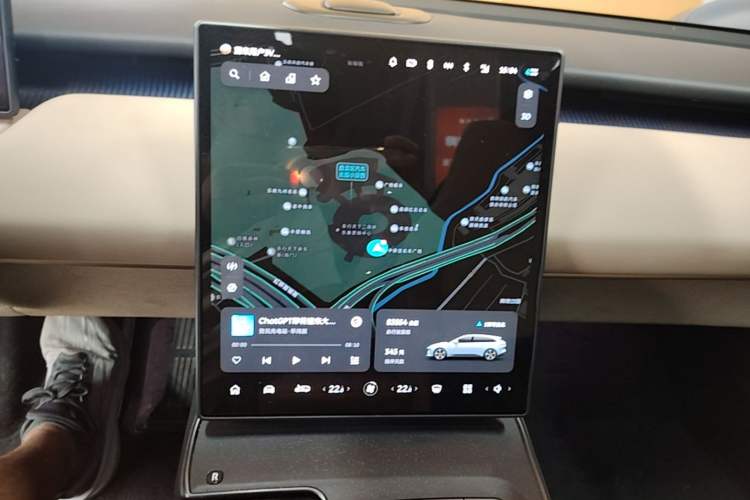 Used Nio ET5T 2023 75 kWh Touring Audio And AC Panel