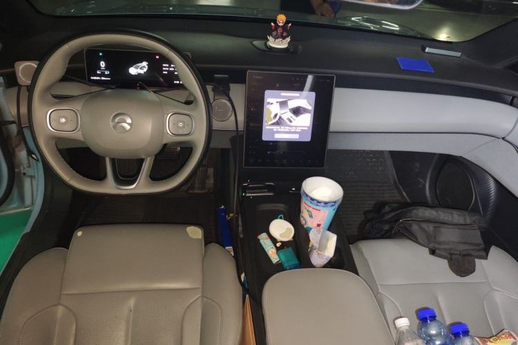 Used Nio ET5T 2023 75 kWh Touring Center Console