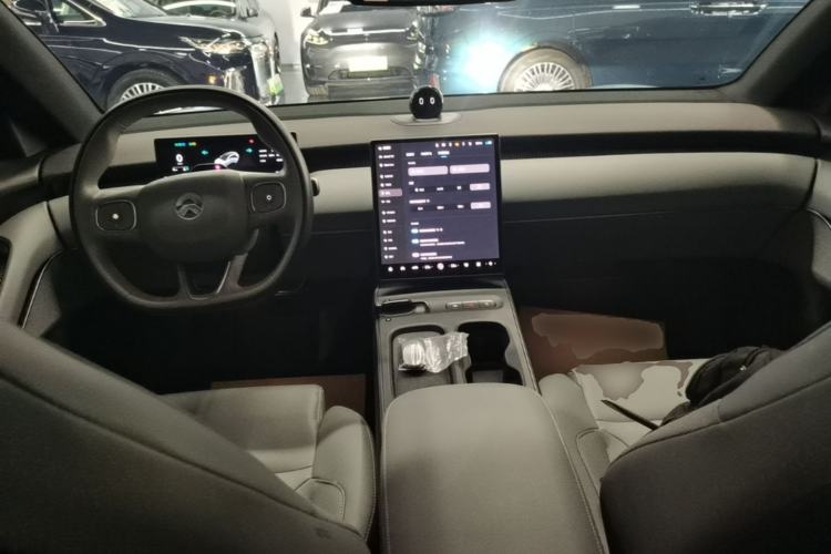 Used Nio ET5T 2023 75 kWh Touring Center Console