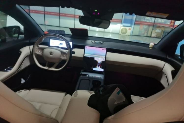 Used Nio ET5T 2023 75 kWh Touring Center Console