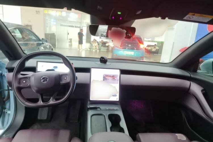 Used Nio ET5T 2023 75 kWh Touring Center Console