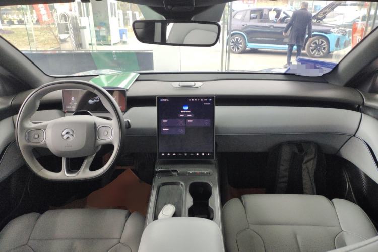 Used Nio ET5T 2023 75 kWh Touring Center Console