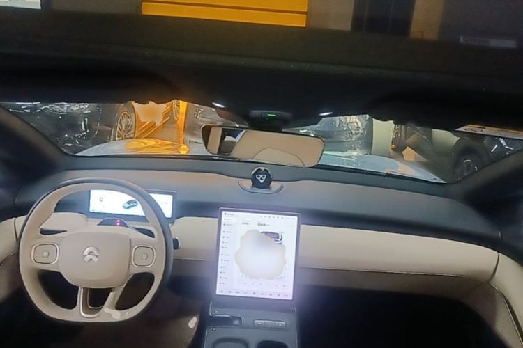 Used Nio ET5T 2023 75 kWh Touring Center Console