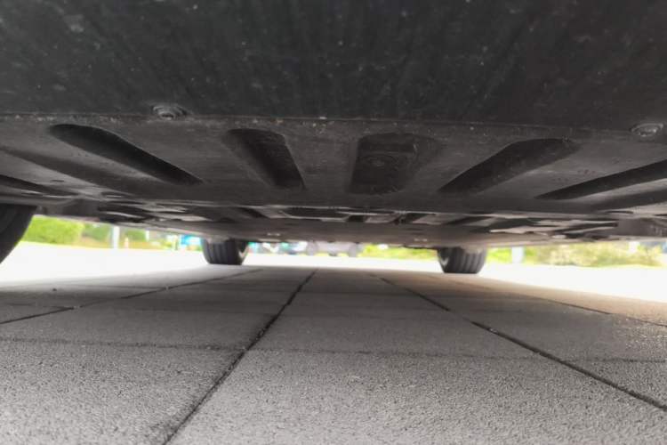 Used Nio ET5T 2023 75 kWh Touring Chassis Front